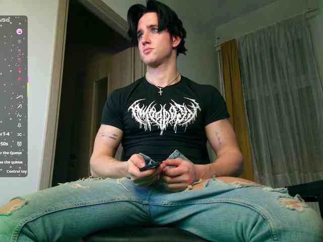 JustChrisHere JustChrisHere