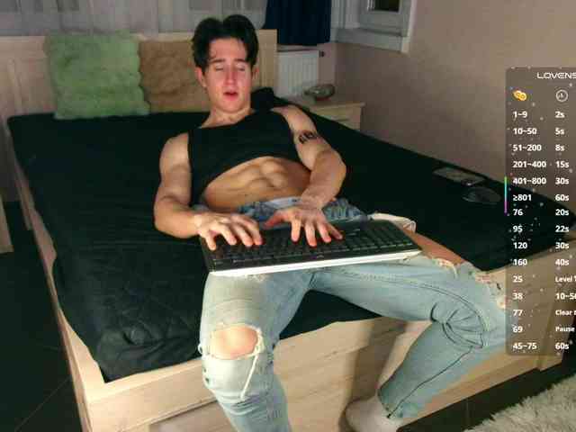 JustChrisHere JustChrisHere