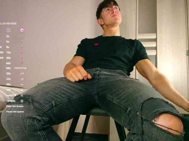 JustChrisHere JustChrisHere