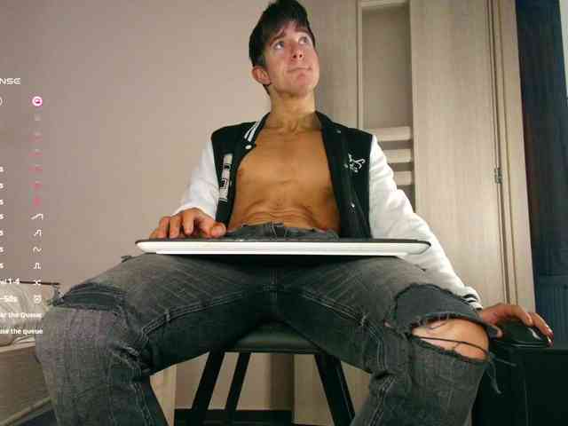 JustChrisHere JustChrisHere