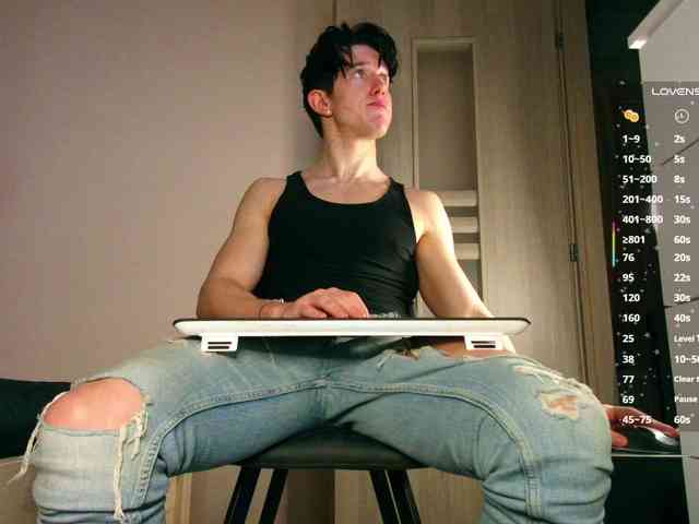 JustChrisHere JustChrisHere