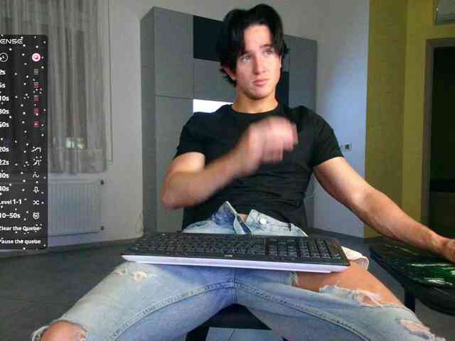 JustChrisHere JustChrisHere