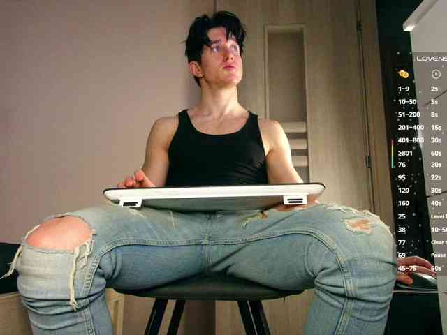 JustChrisHere JustChrisHere