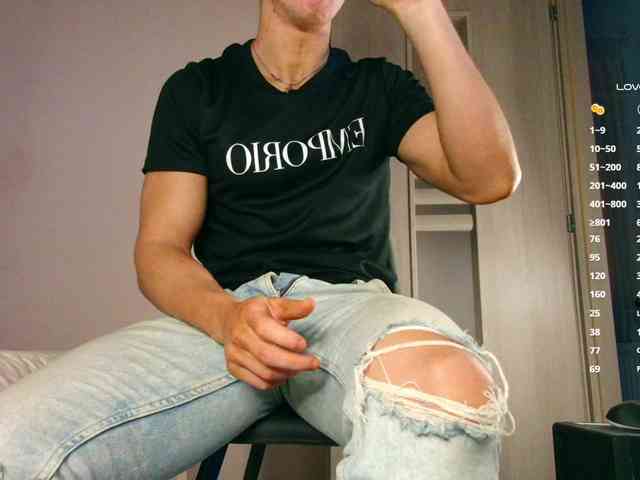 JustChrisHere JustChrisHere