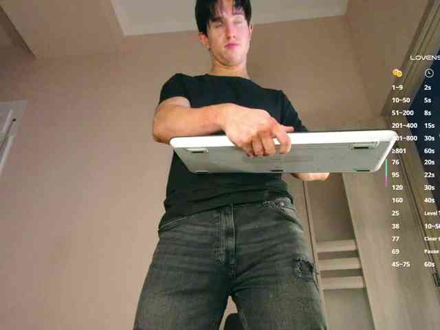 JustChrisHere JustChrisHere