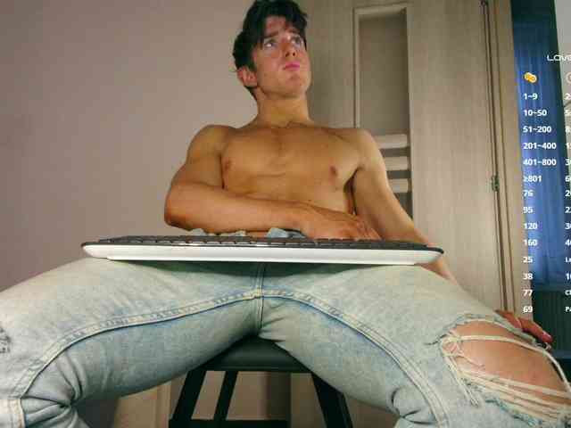 JustChrisHere JustChrisHere