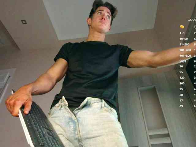 JustChrisHere JustChrisHere