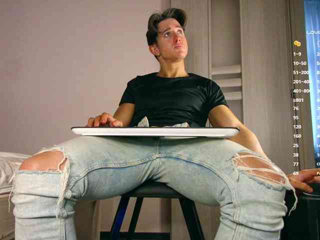 JustChrisHere JustChrisHere