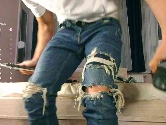 JustChrisHere JustChrisHere