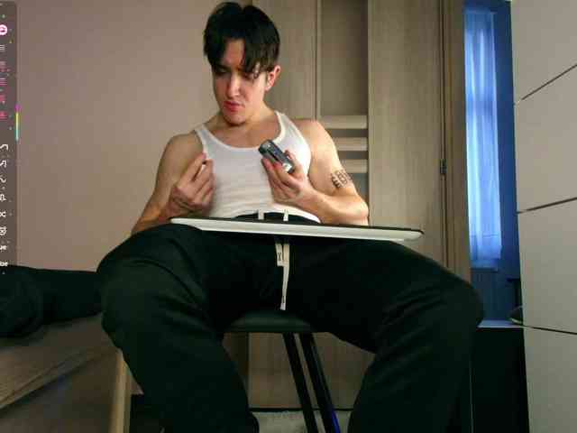 JustChrisHere JustChrisHere