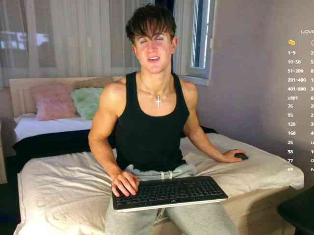 JustChrisHere JustChrisHere