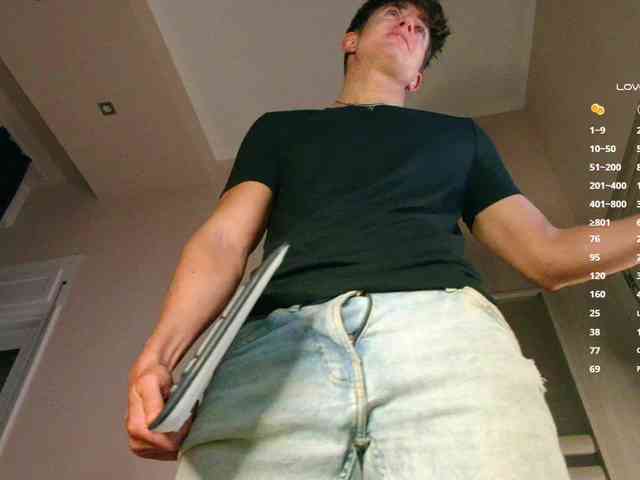 JustChrisHere JustChrisHere