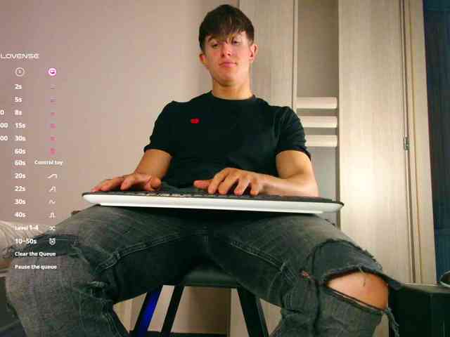 JustChrisHere JustChrisHere