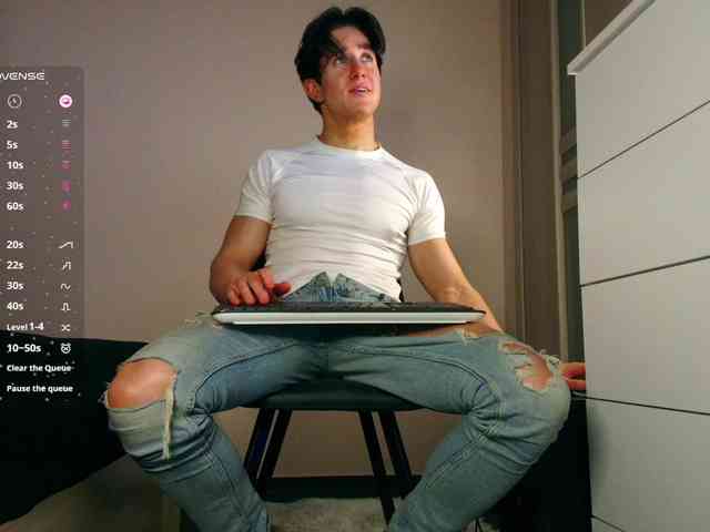 JustChrisHere JustChrisHere