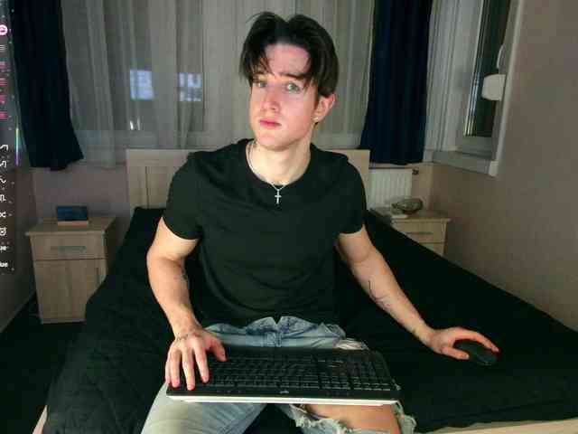 JustChrisHere JustChrisHere