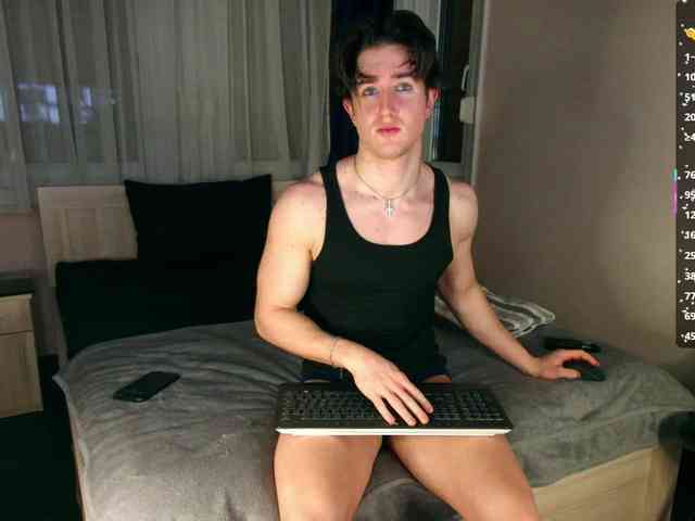 JustChrisHere JustChrisHere