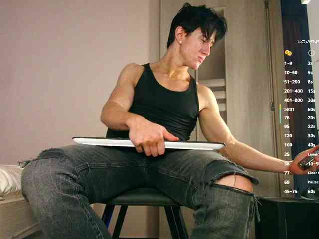 JustChrisHere JustChrisHere