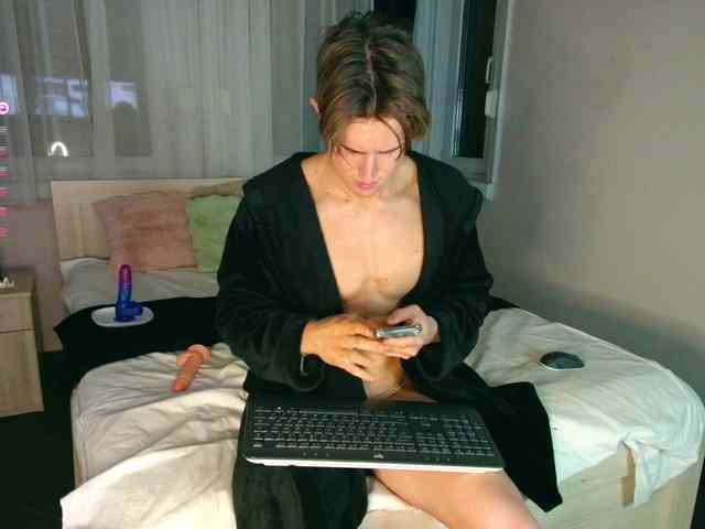 JustChrisHere JustChrisHere