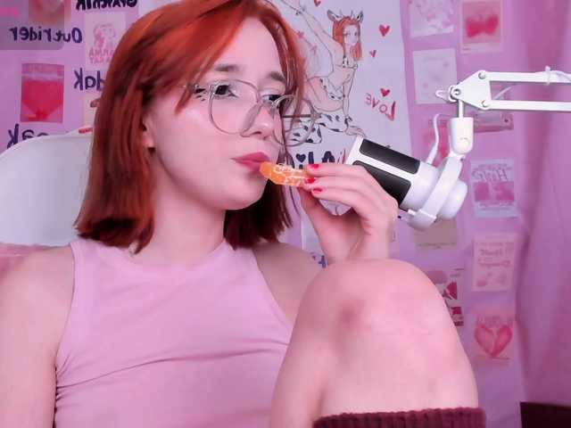 Dark-Willlow's BongaCams show and profile