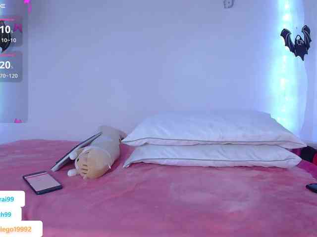 emilymeow webcam