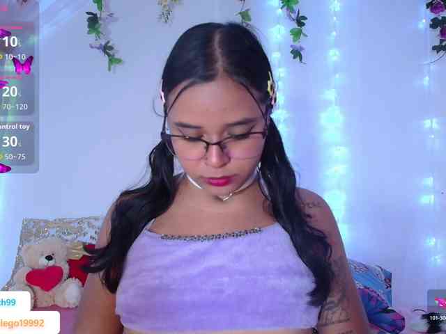 emilymeow webcam