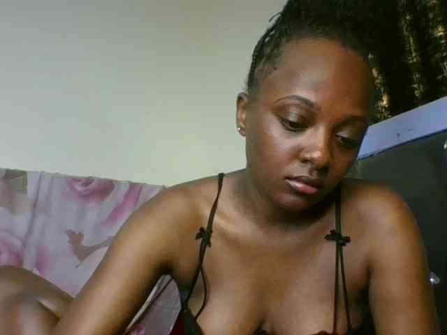 Happy-loverxx Live Webcam on BongaCams