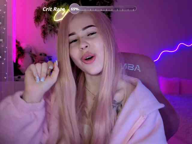 Alismoon66 Live Webcam on BongaCams
