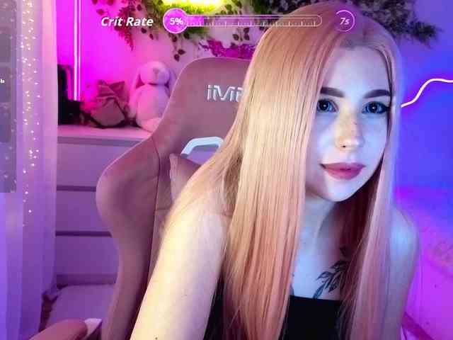 LadyAlis webcam