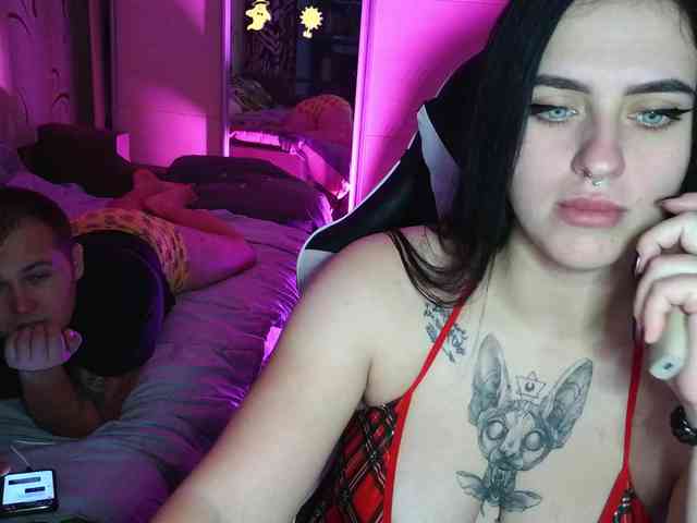 muzh-zhena webcam