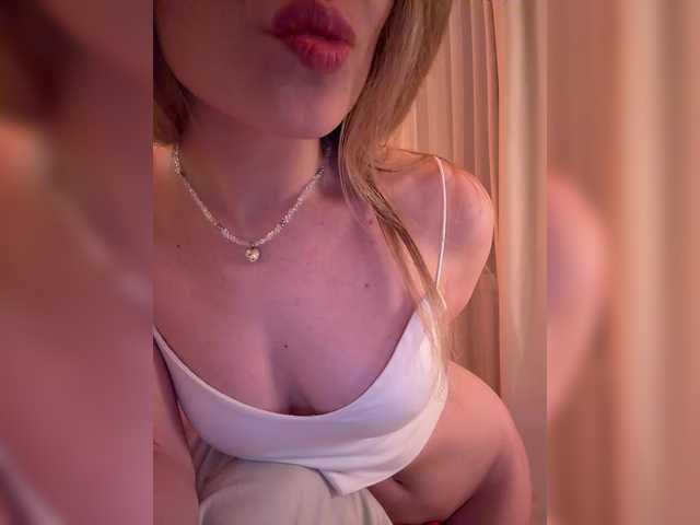 MayWey's BongaCams show and profile