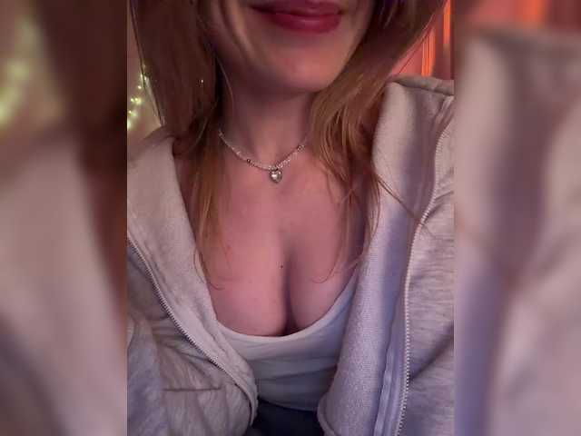 MayWey's BongaCams show and profile