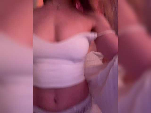 MayWey's BongaCams show and profile