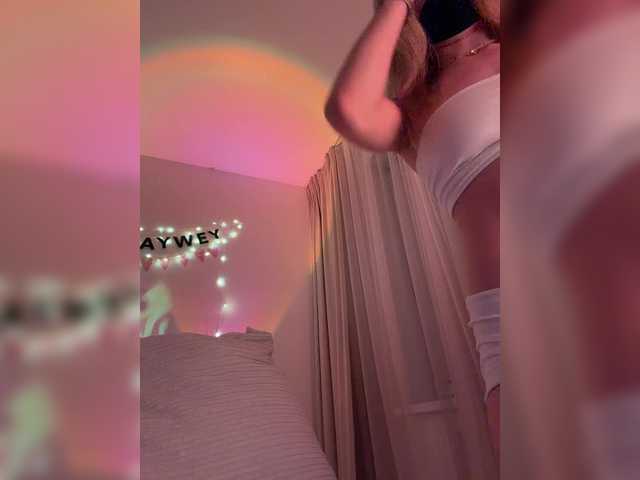 MayWey Live Cam on BongaCams