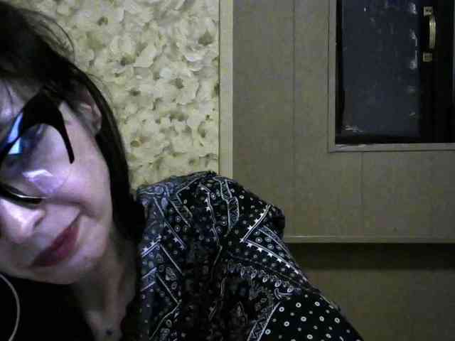 Lady_of_Perfection webcam