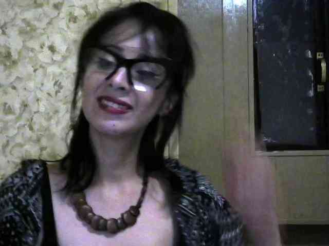 Lady_of_Perfection webcam