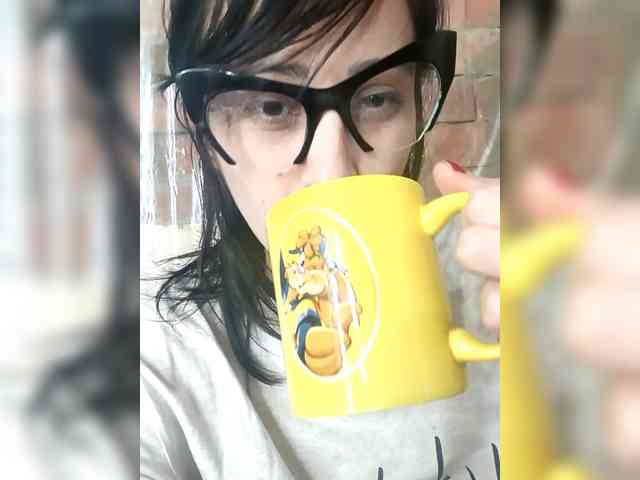 Lady_of_Perfection webcam