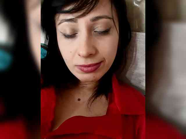 Lady_of_Perfection webcam