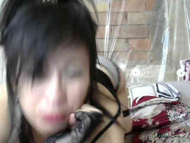 Lady_of_Perfection webcam