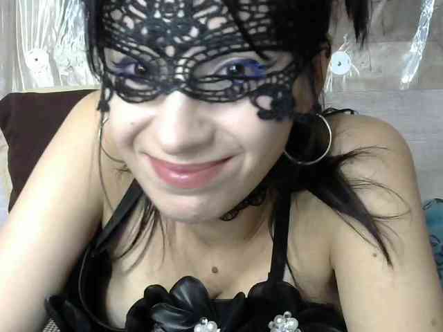 Lady_of_Perfection webcam
