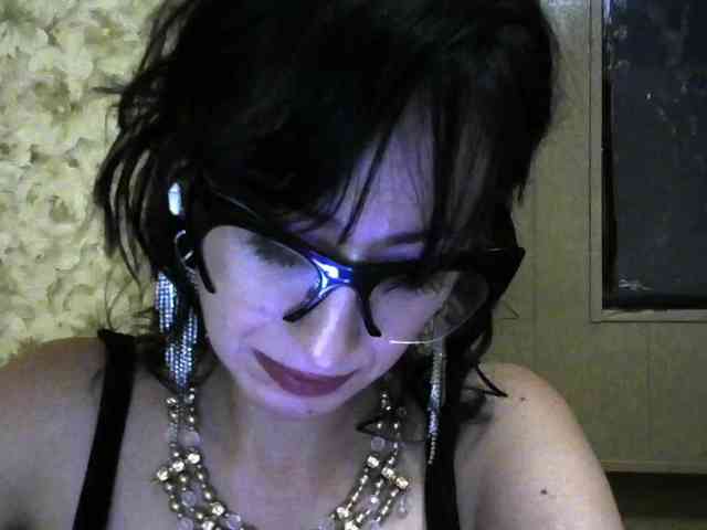 Lady_of_Perfection webcam