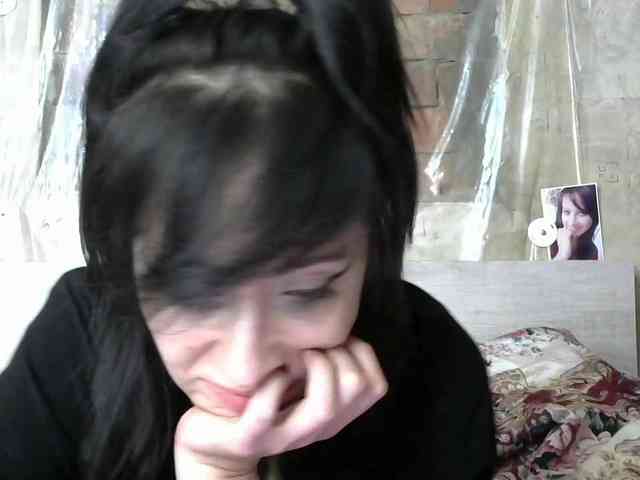 Lady_of_Perfection webcam