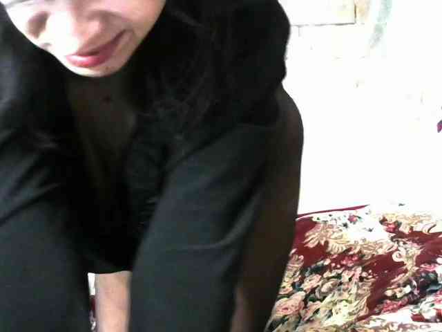 Lady_of_Perfection webcam