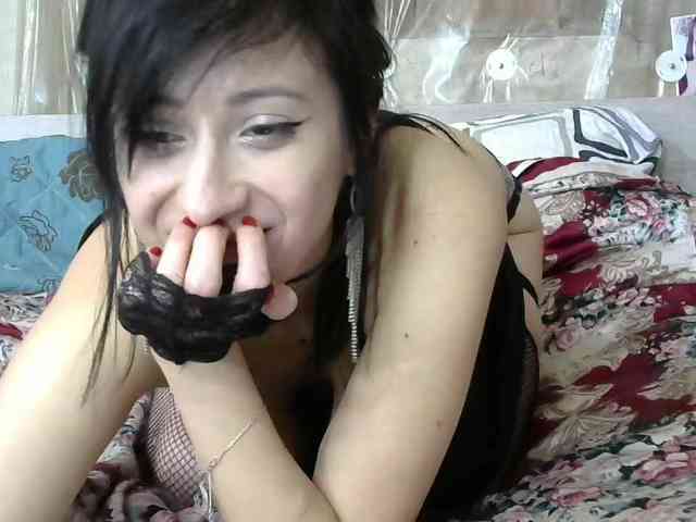 Lady_of_Perfection webcam