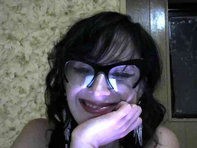 Lady_of_Perfection webcam