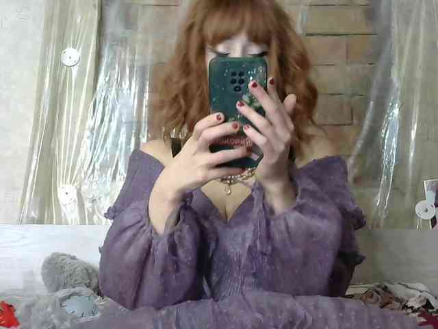 Lady_of_Perfection webcam