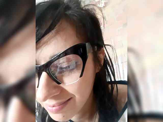 Lady_of_Perfection webcam