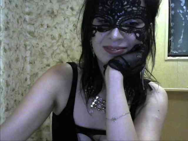 Medi1105 Live Webcam on BongaCams