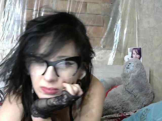 Lady_of_Perfection webcam