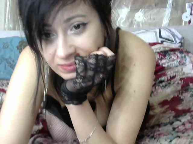 Lady_of_Perfection webcam