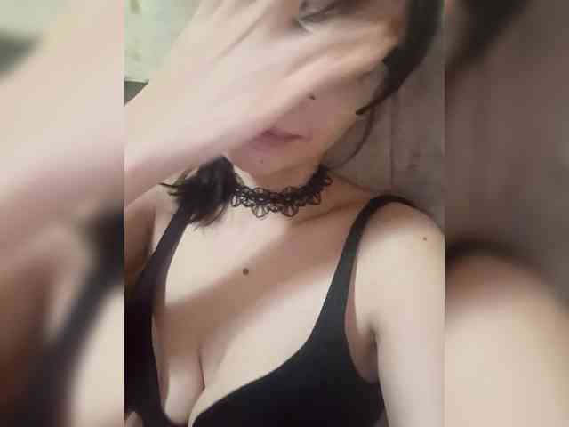 Lady_of_Perfection webcam
